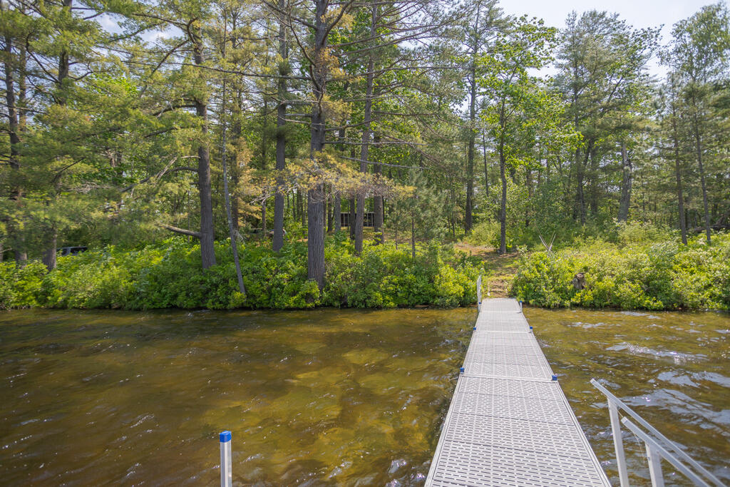 36 Blacks Lane Chesterville ME 04938