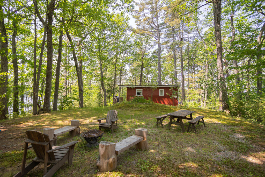 36 Blacks Lane Chesterville ME 04938