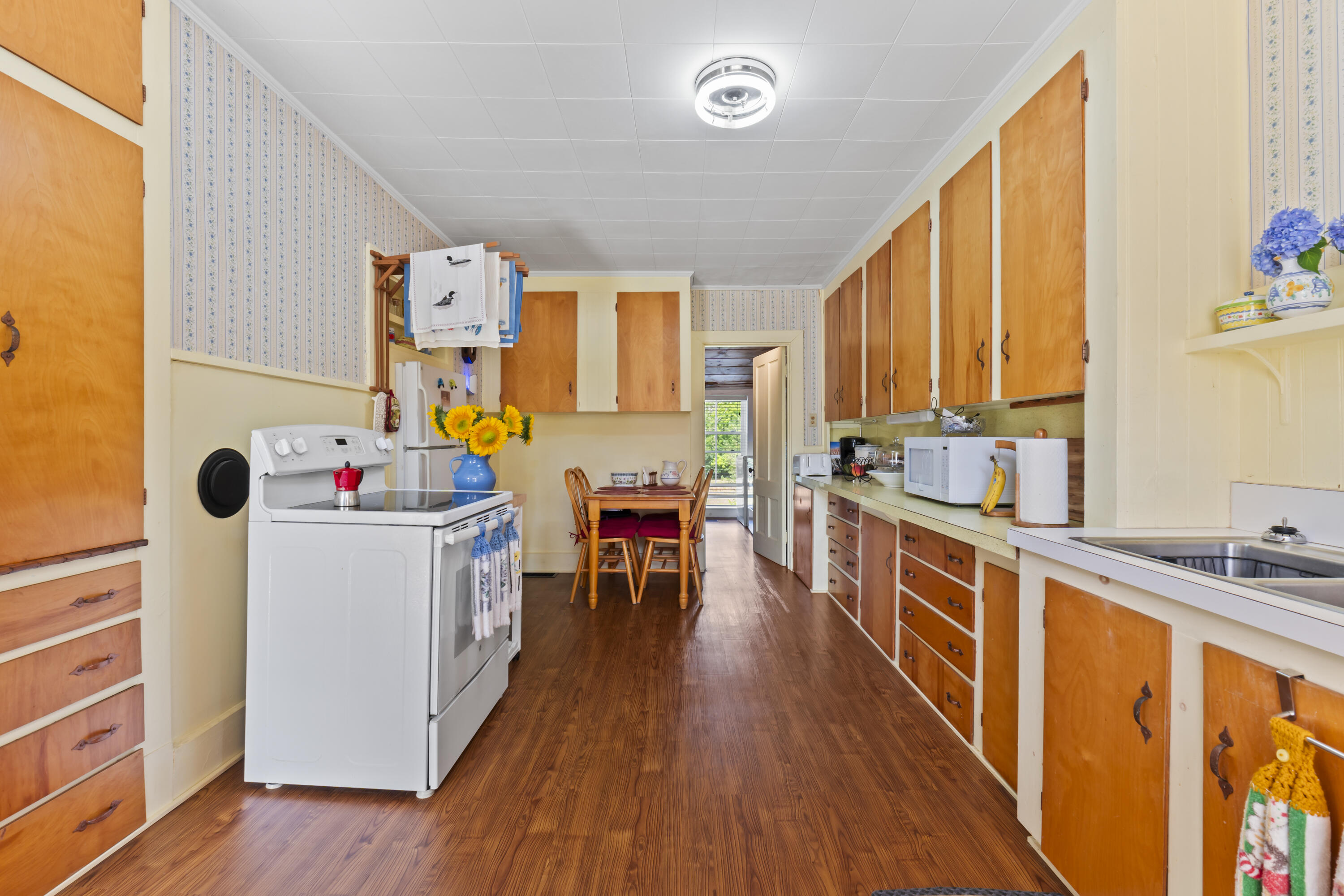 931 Meadow Road Casco ME 04015