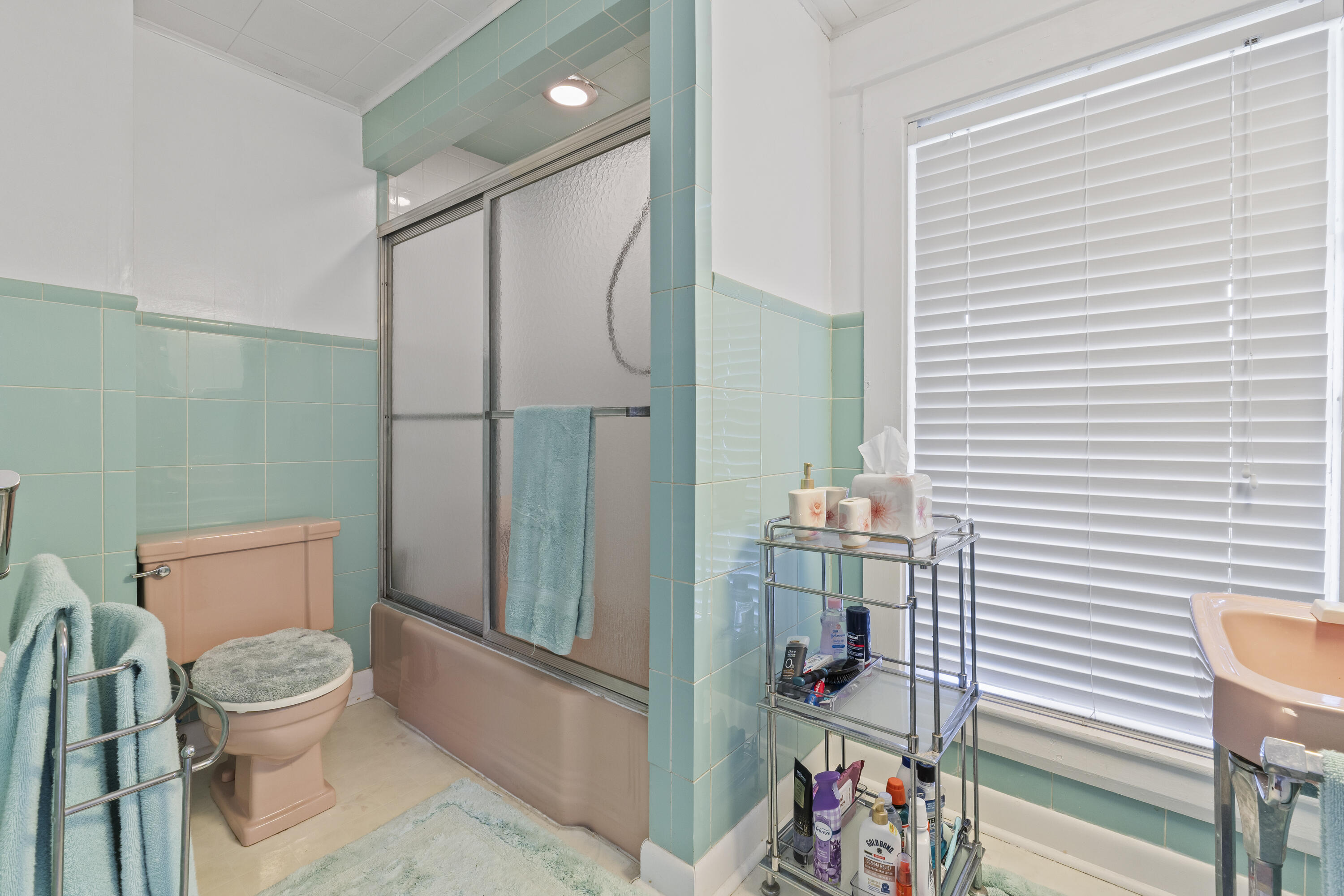 931 Meadow Road Casco ME 04015