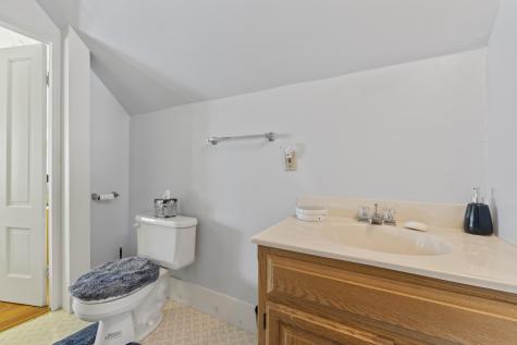 931 Meadow Road Casco ME 04015