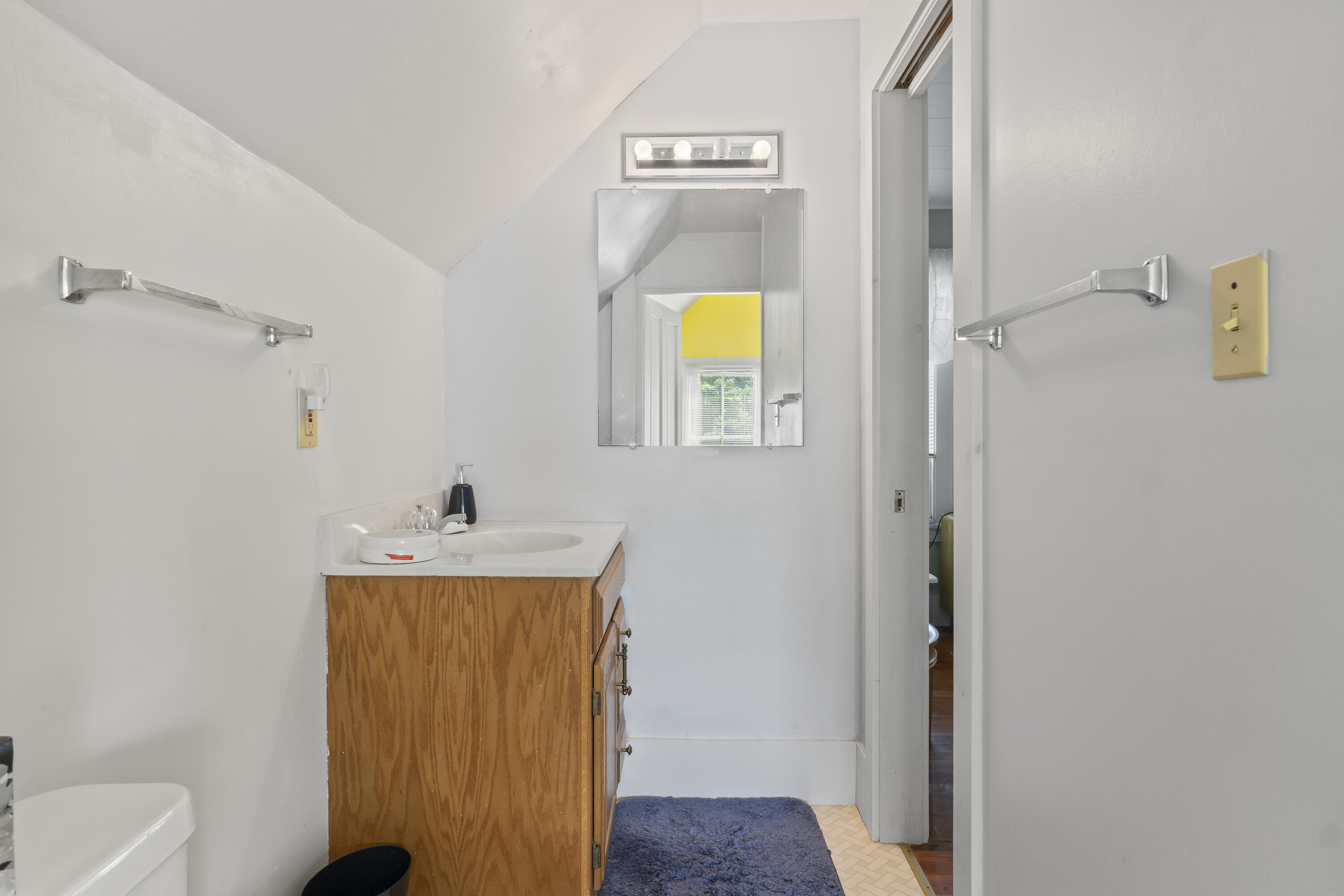 931 Meadow Road Casco ME 04015