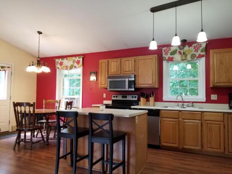 80 Oak Hill Road Auburn ME 04210