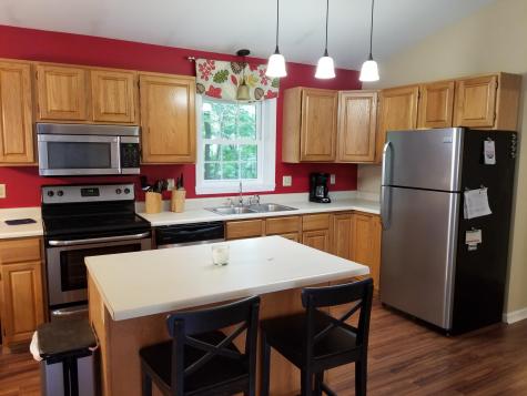 80 Oak Hill Road Auburn ME 04210