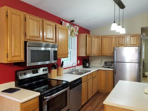 80 Oak Hill Road Auburn ME 04210