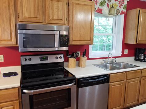 80 Oak Hill Road Auburn ME 04210