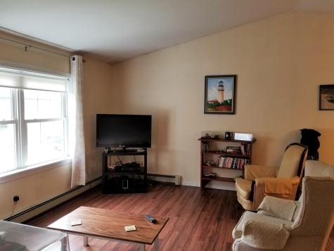 80 Oak Hill Road Auburn ME 04210