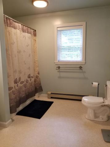 80 Oak Hill Road Auburn ME 04210