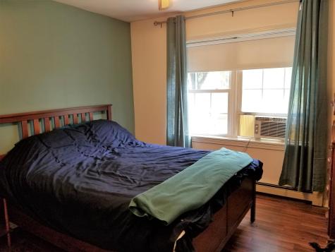 80 Oak Hill Road Auburn ME 04210