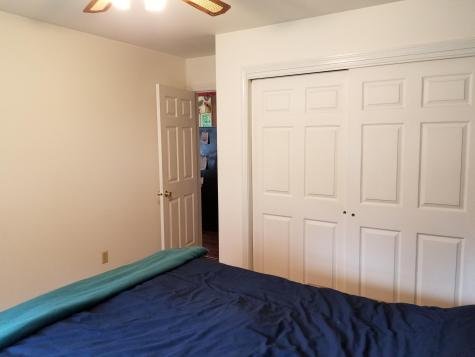80 Oak Hill Road Auburn ME 04210