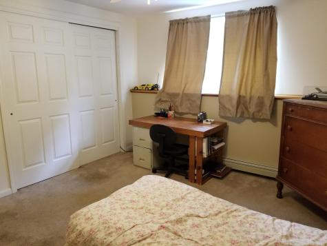 80 Oak Hill Road Auburn ME 04210