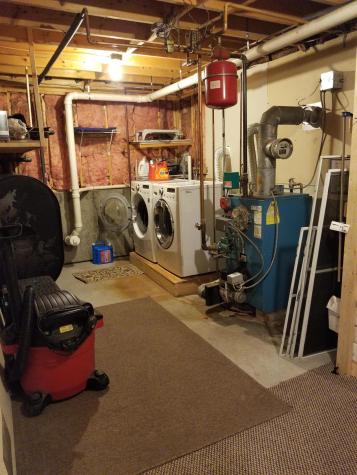80 Oak Hill Road Auburn ME 04210