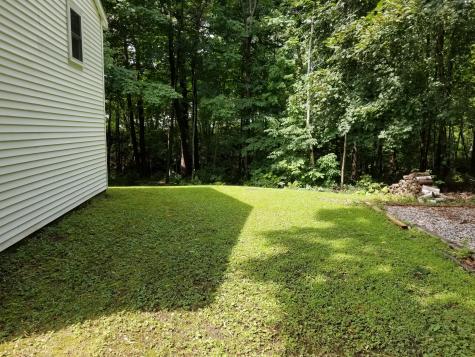 80 Oak Hill Road Auburn ME 04210