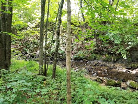 80 Oak Hill Road Auburn ME 04210