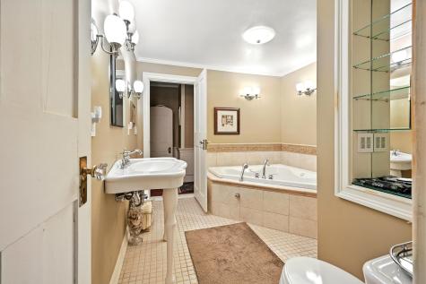 43 Green Street Augusta ME 04330