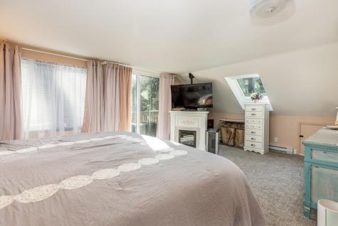 56 Lantern Lane Windham ME 04062