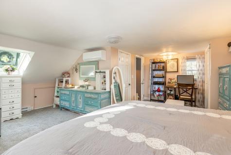 56 Lantern Lane Windham ME 04062