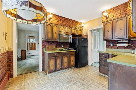 47 Sanger Avenue Waterville ME 04901