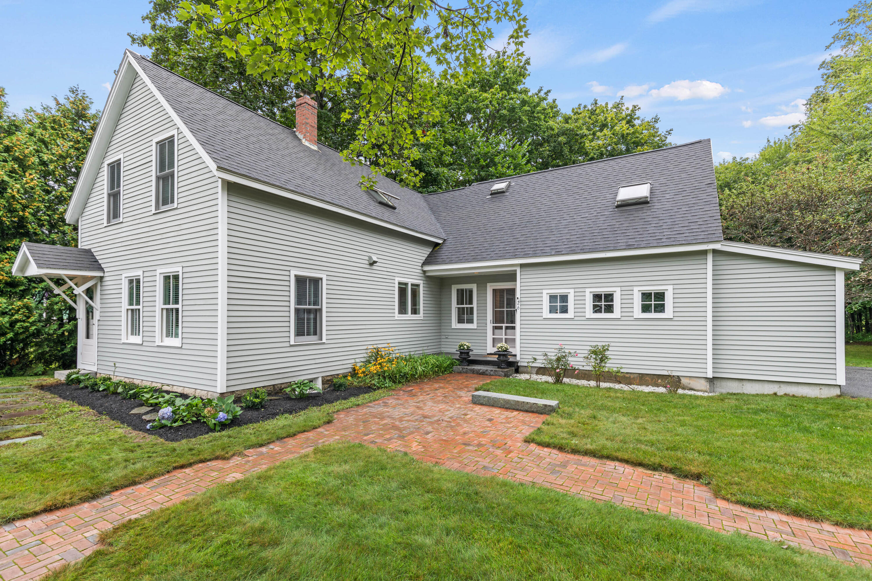26 Bates Street Yarmouth ME 04096