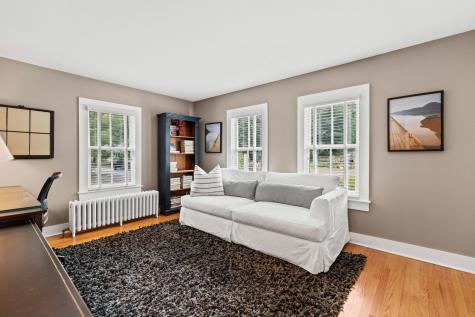 26 Bates Street Yarmouth ME 04096