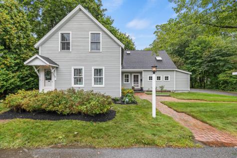 26 Bates Street Yarmouth ME 04096