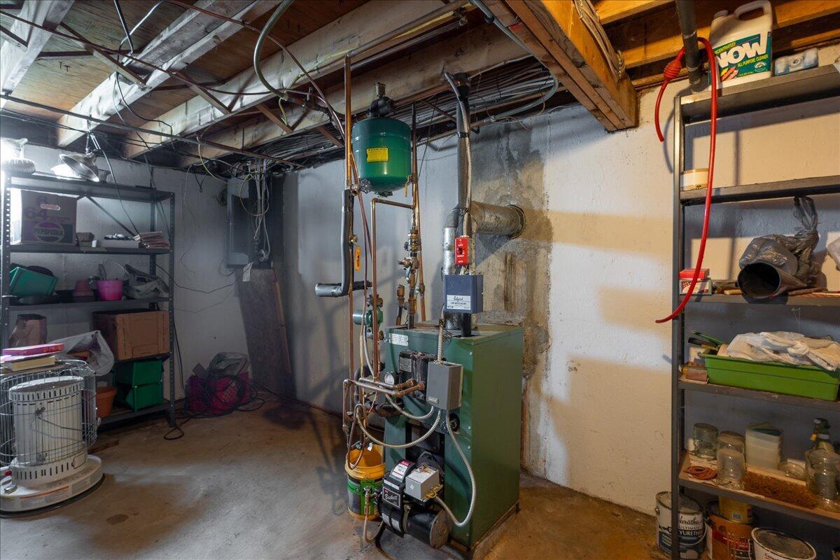 7 Watts Lane Thomaston ME 04861