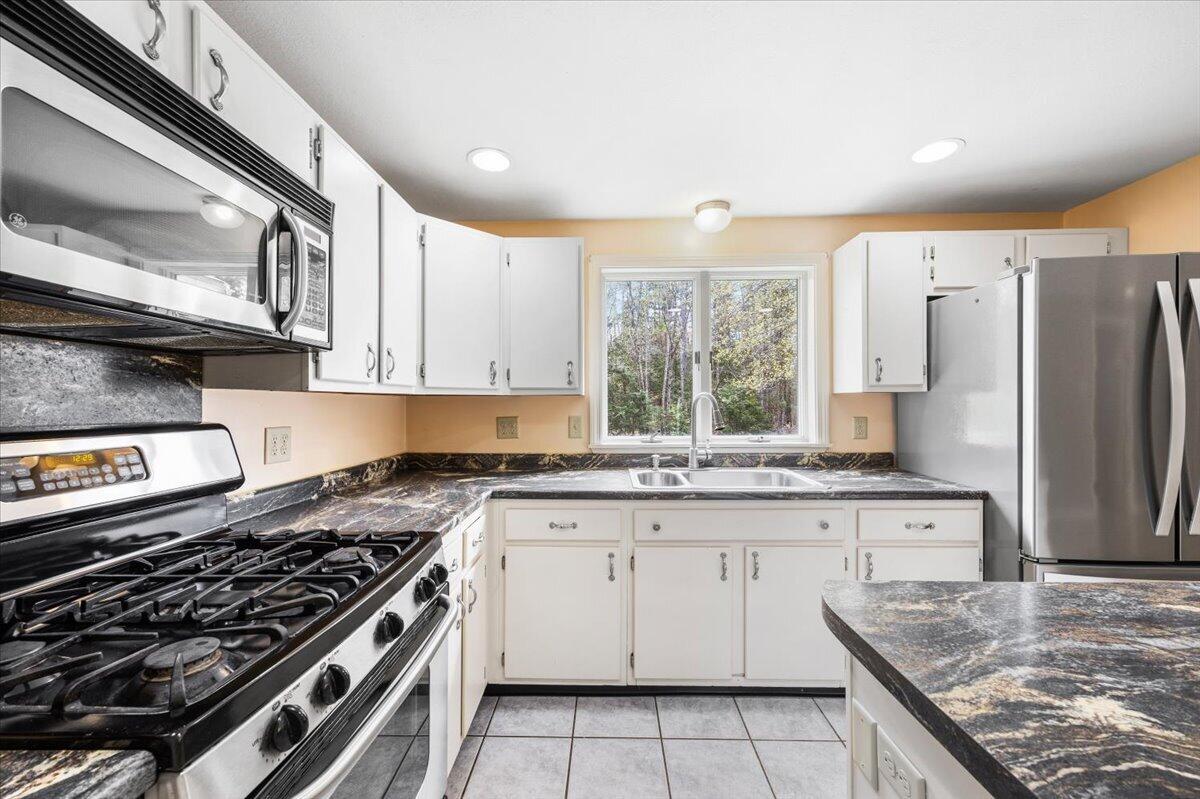 157 Long Plains Road Buxton ME 04093