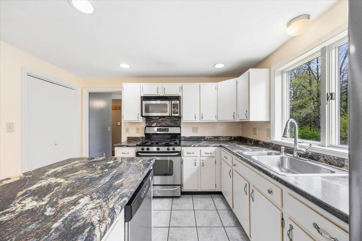 157 Long Plains Road Buxton ME 04093