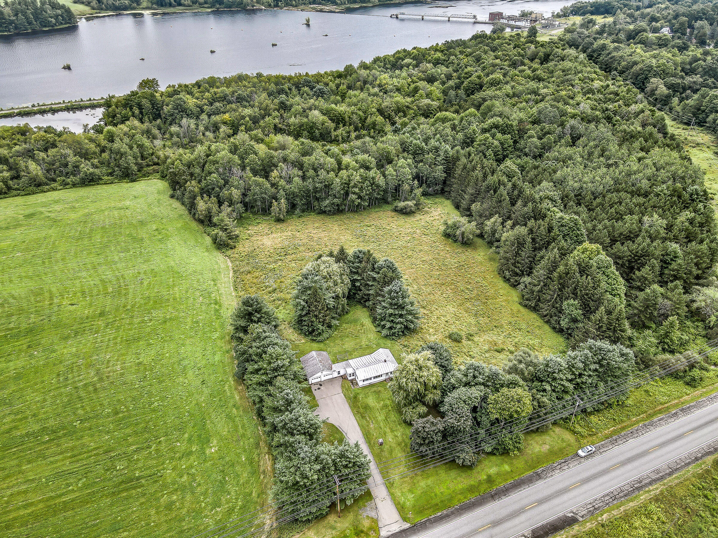 320 Skowhegan Road Fairfield ME 04937