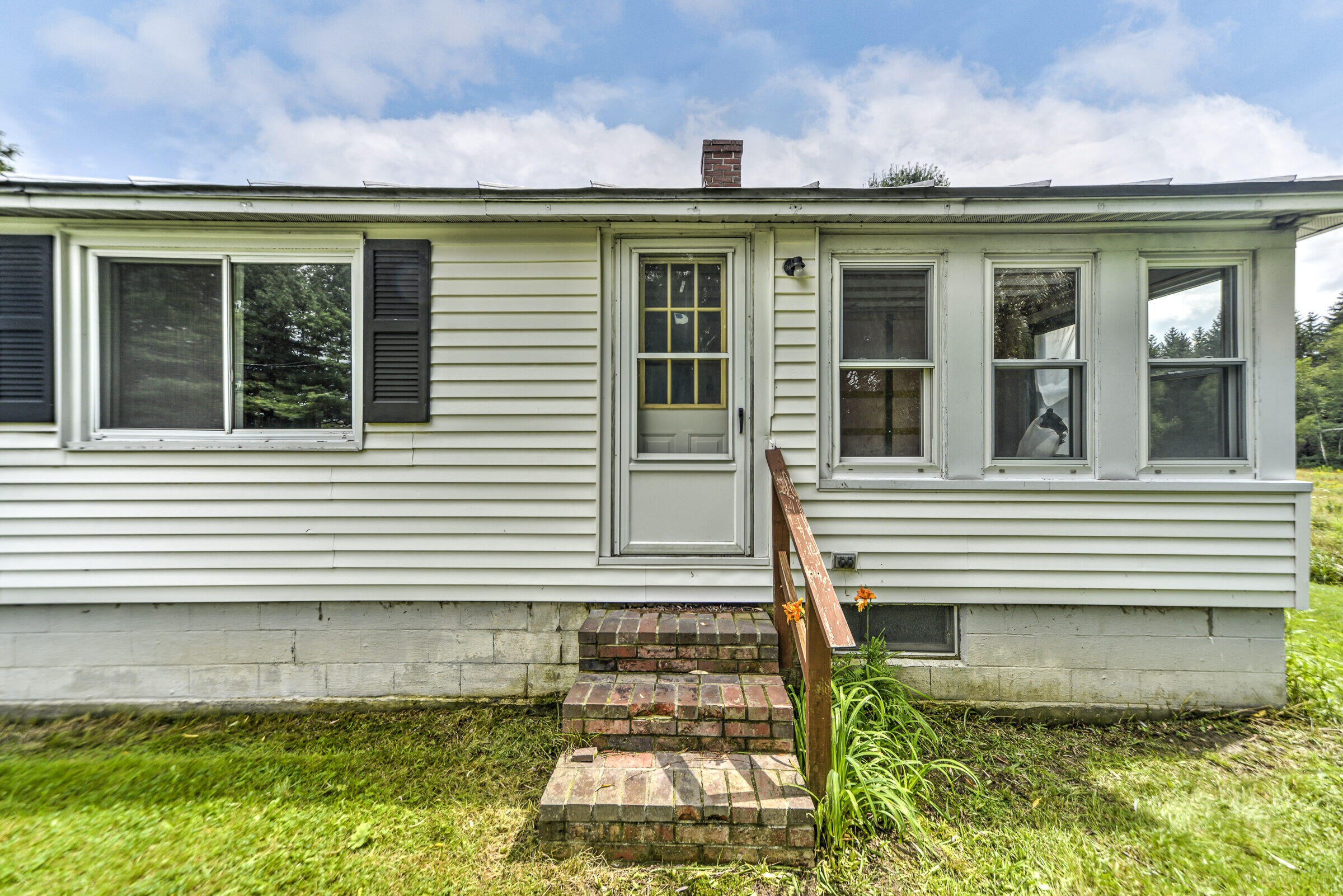 320 Skowhegan Road Fairfield ME 04937