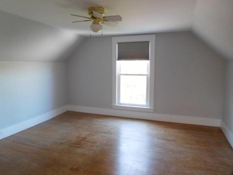 3 Grove Street Lewiston ME 04240