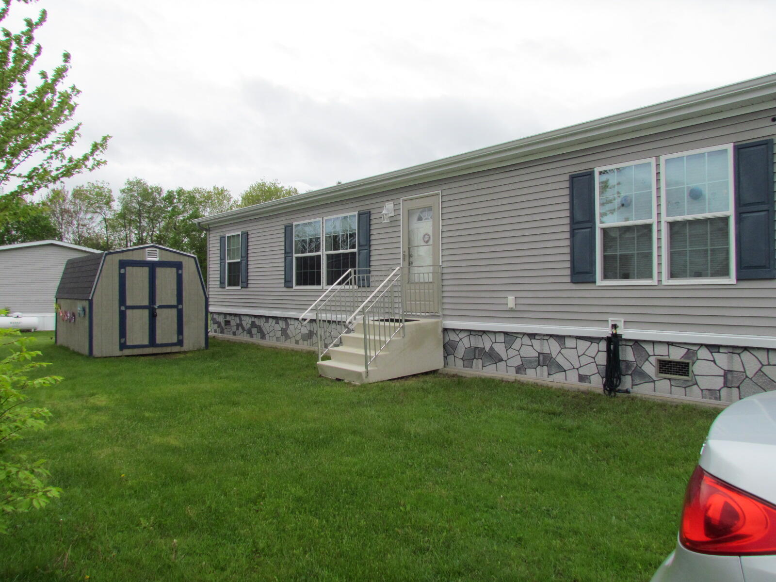 7 Sarah Avenue Lewiston ME 04240