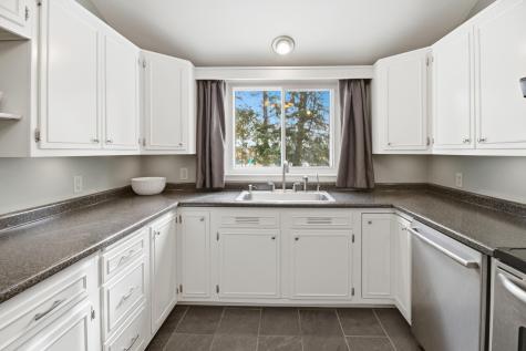 44 O'connell Street Lewiston ME 04240