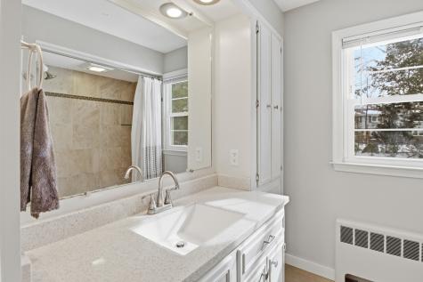 44 O'connell Street Lewiston ME 04240