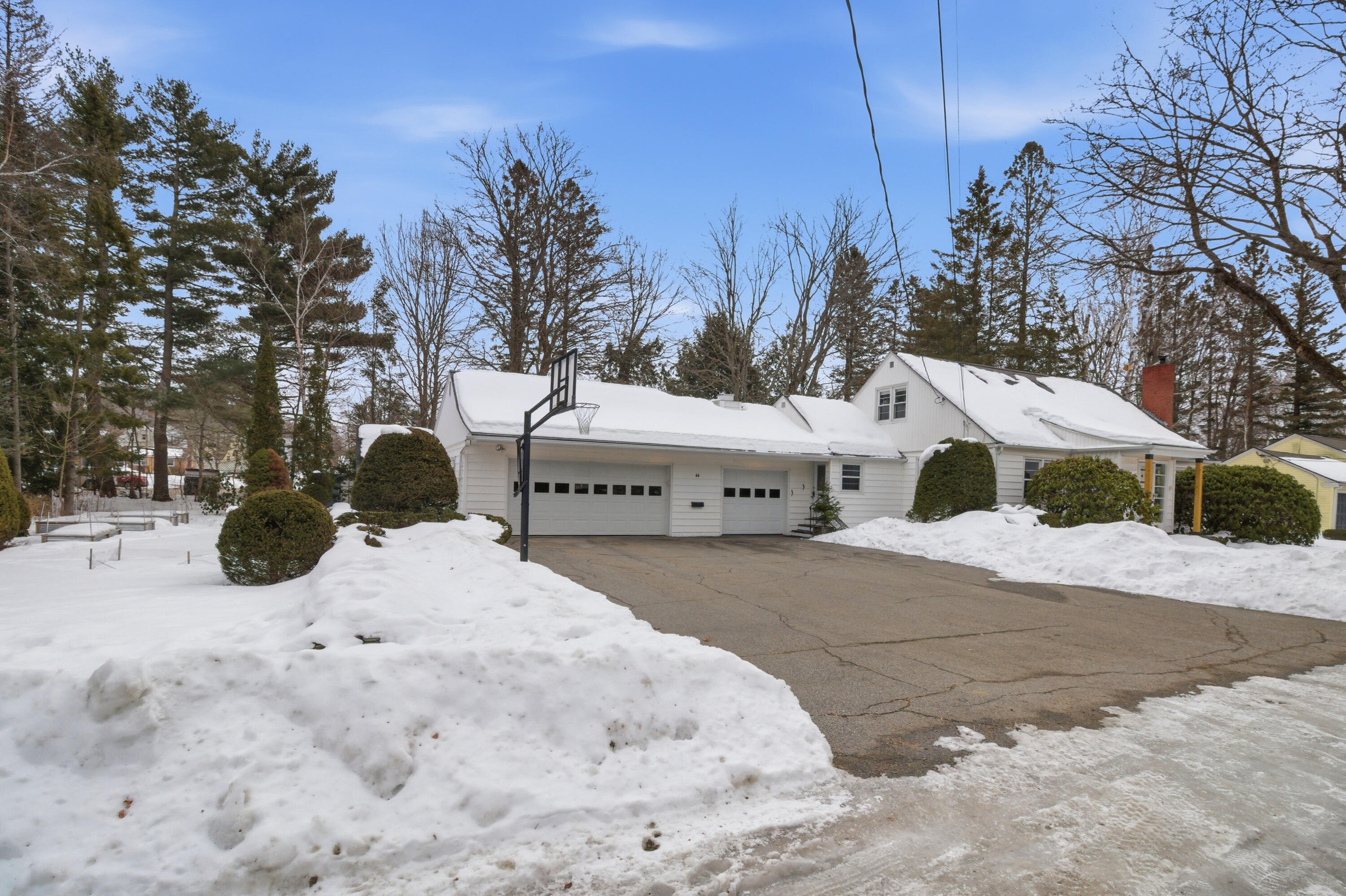 44 O'connell Street Lewiston ME 04240