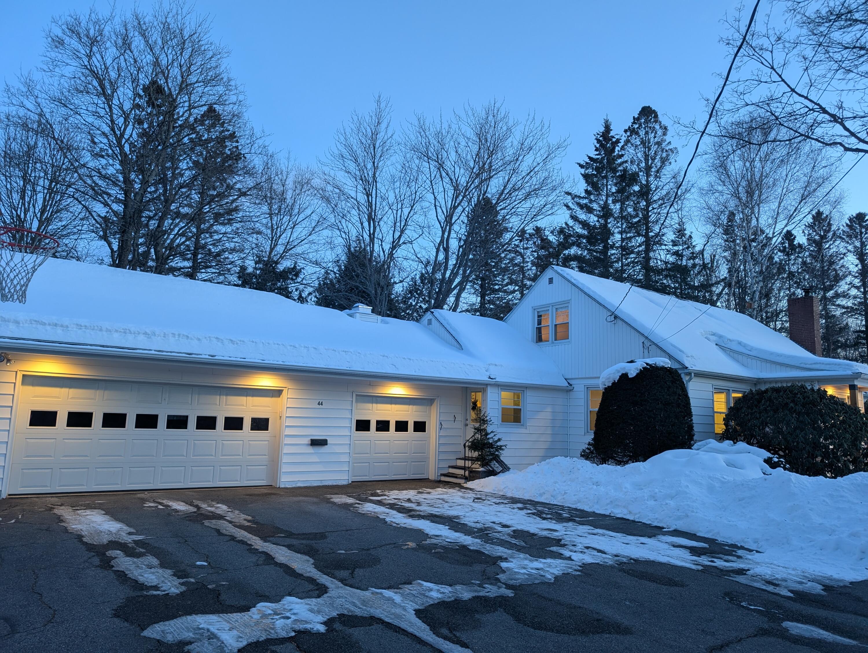 44 O'connell Street Lewiston ME 04240