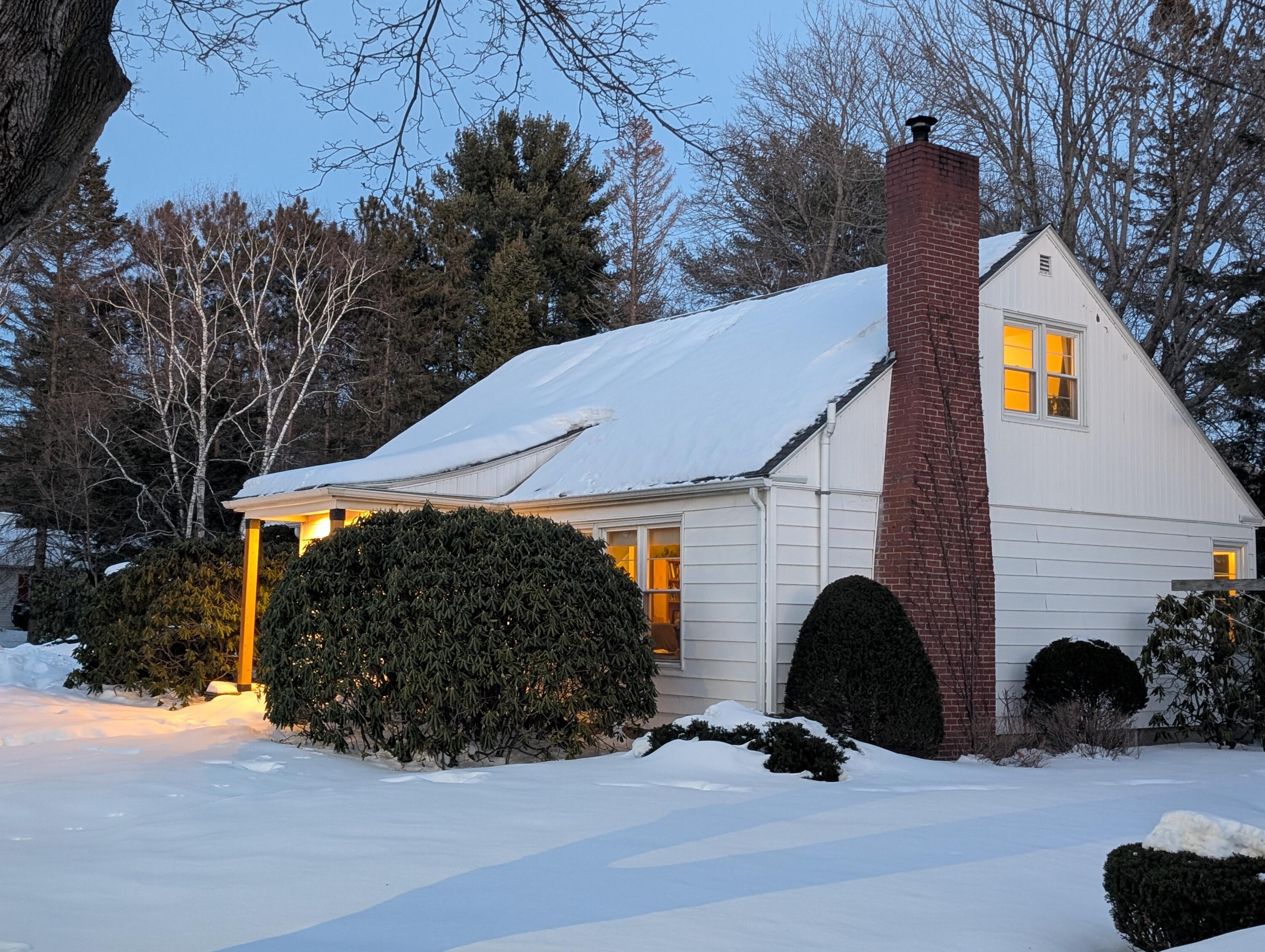 44 O'connell Street Lewiston ME 04240