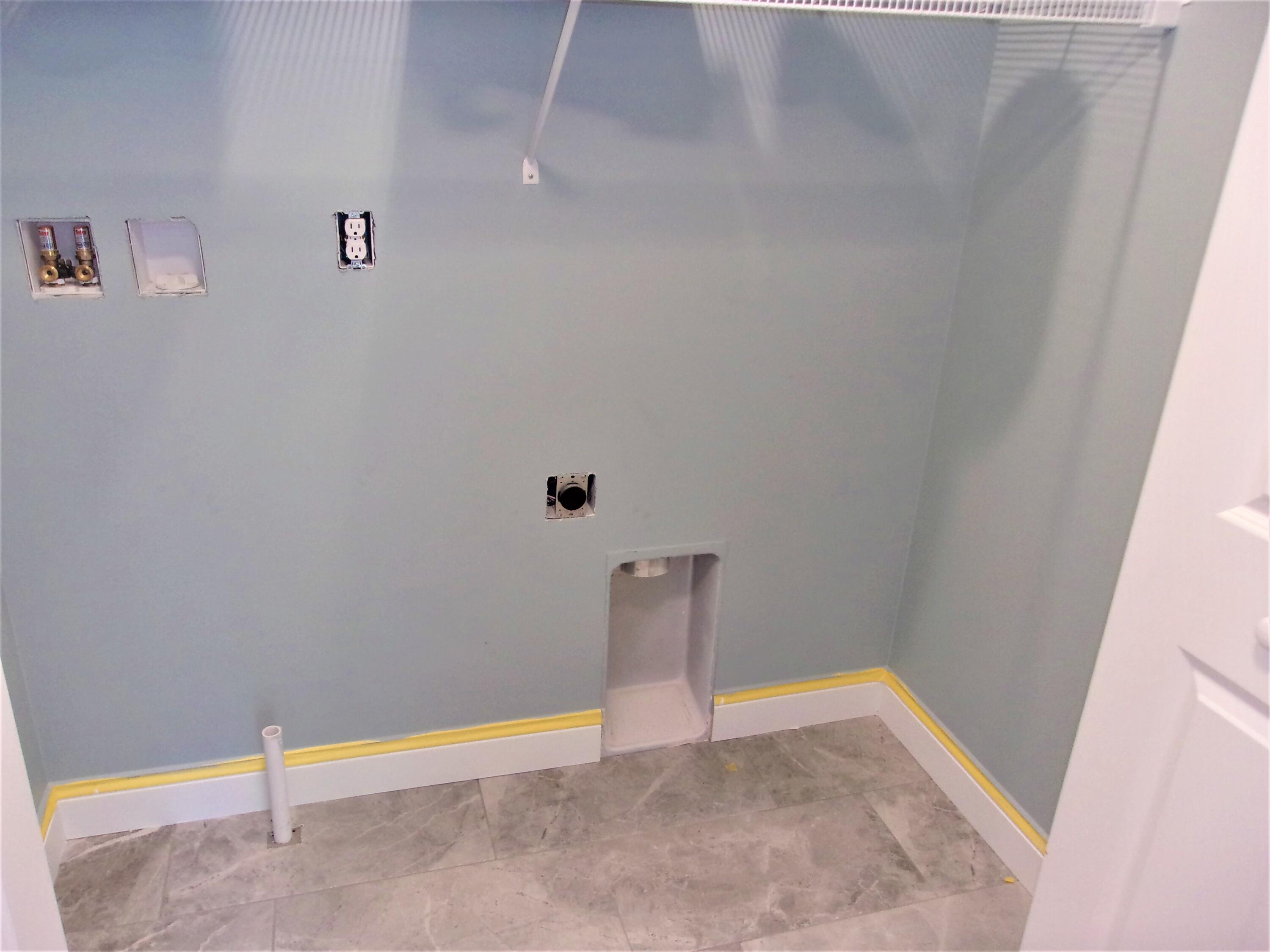 28 Bracken Woods Road Raymond ME 04071