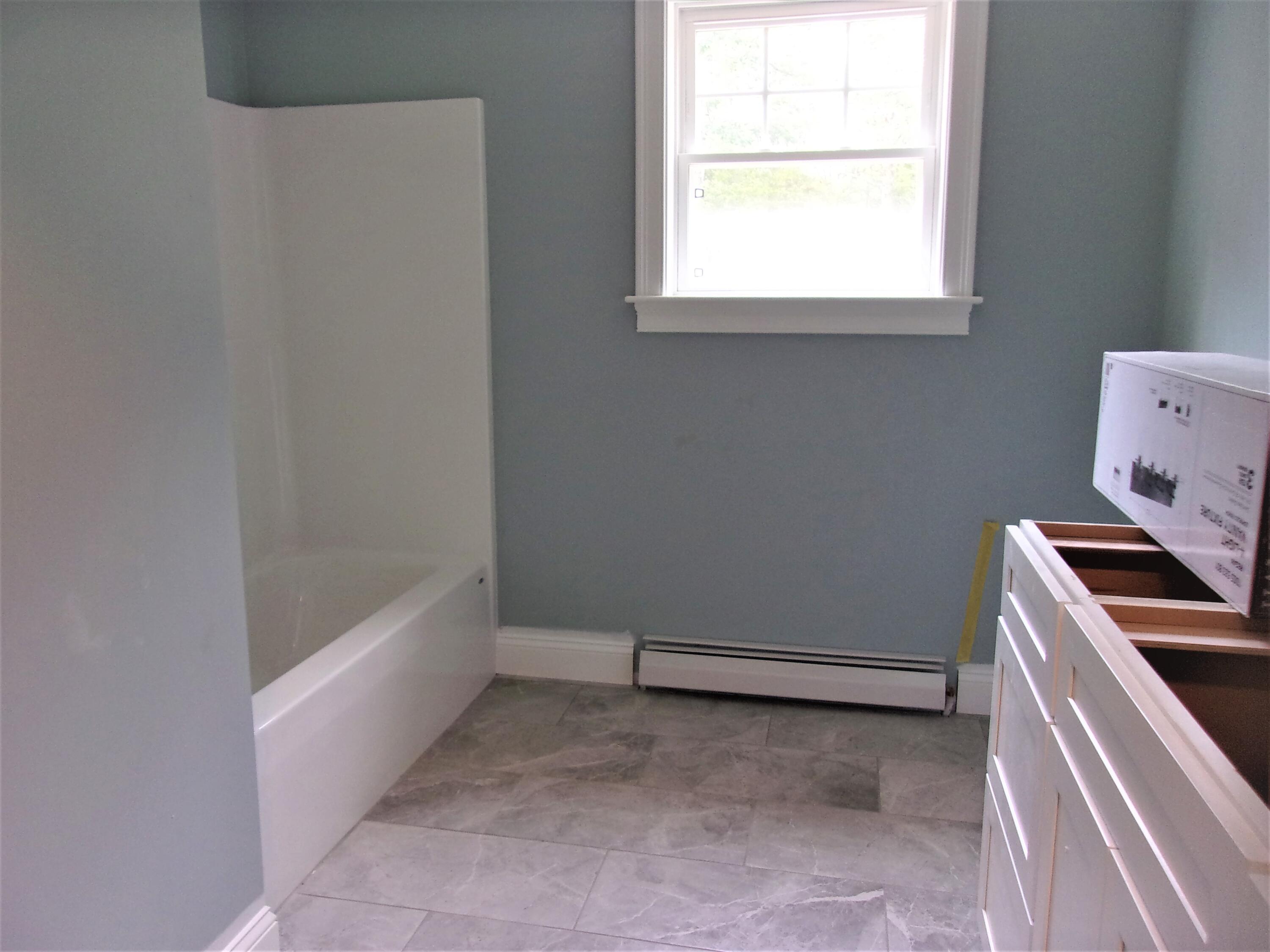 28 Bracken Woods Road Raymond ME 04071