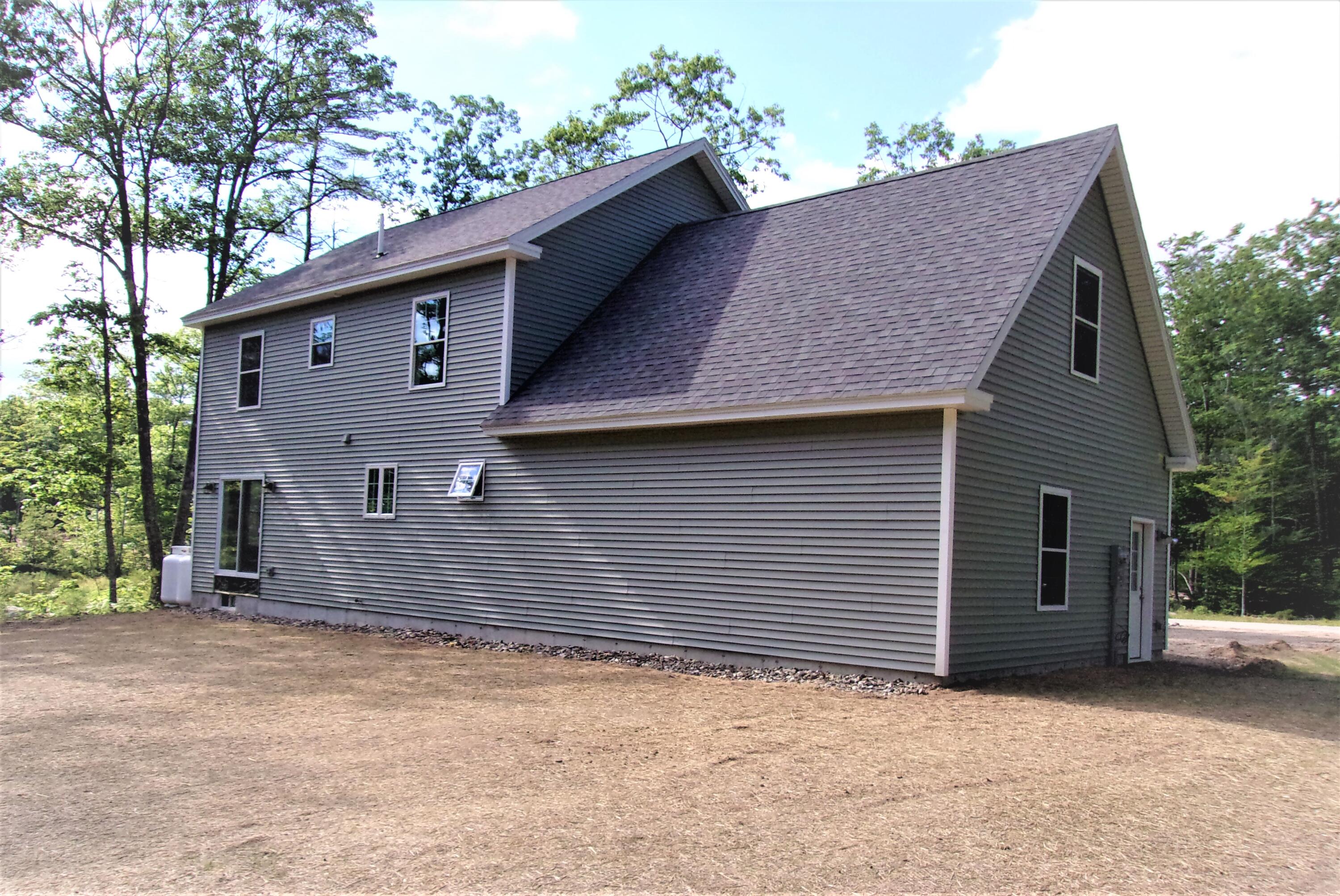 28 Bracken Woods Road Raymond ME 04071