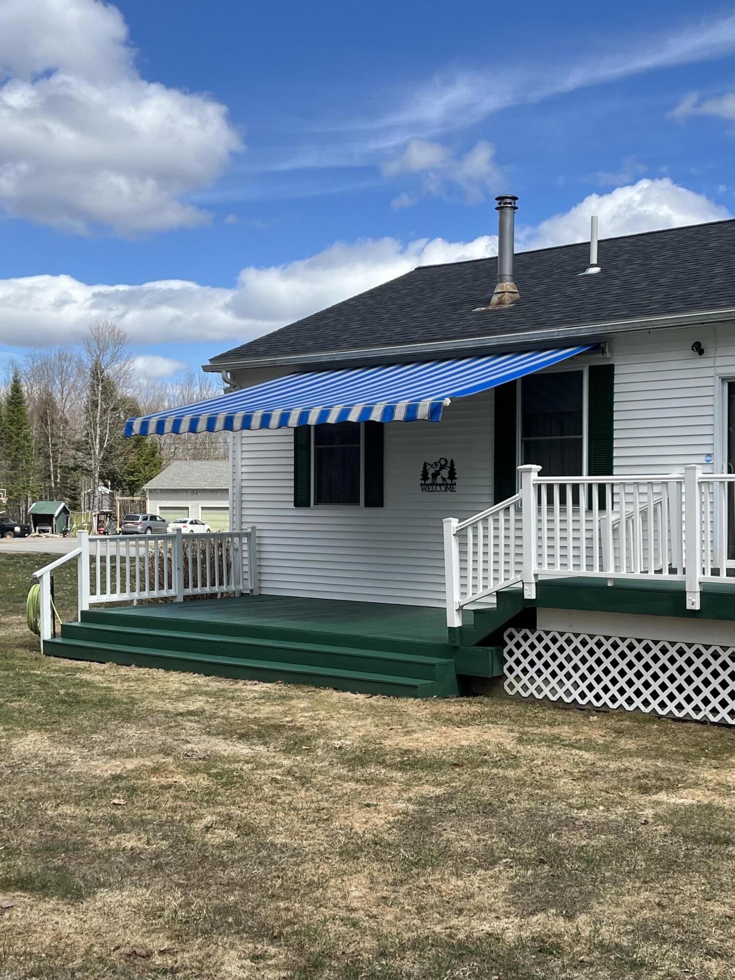 10 Bruce Road Corinth ME 04427