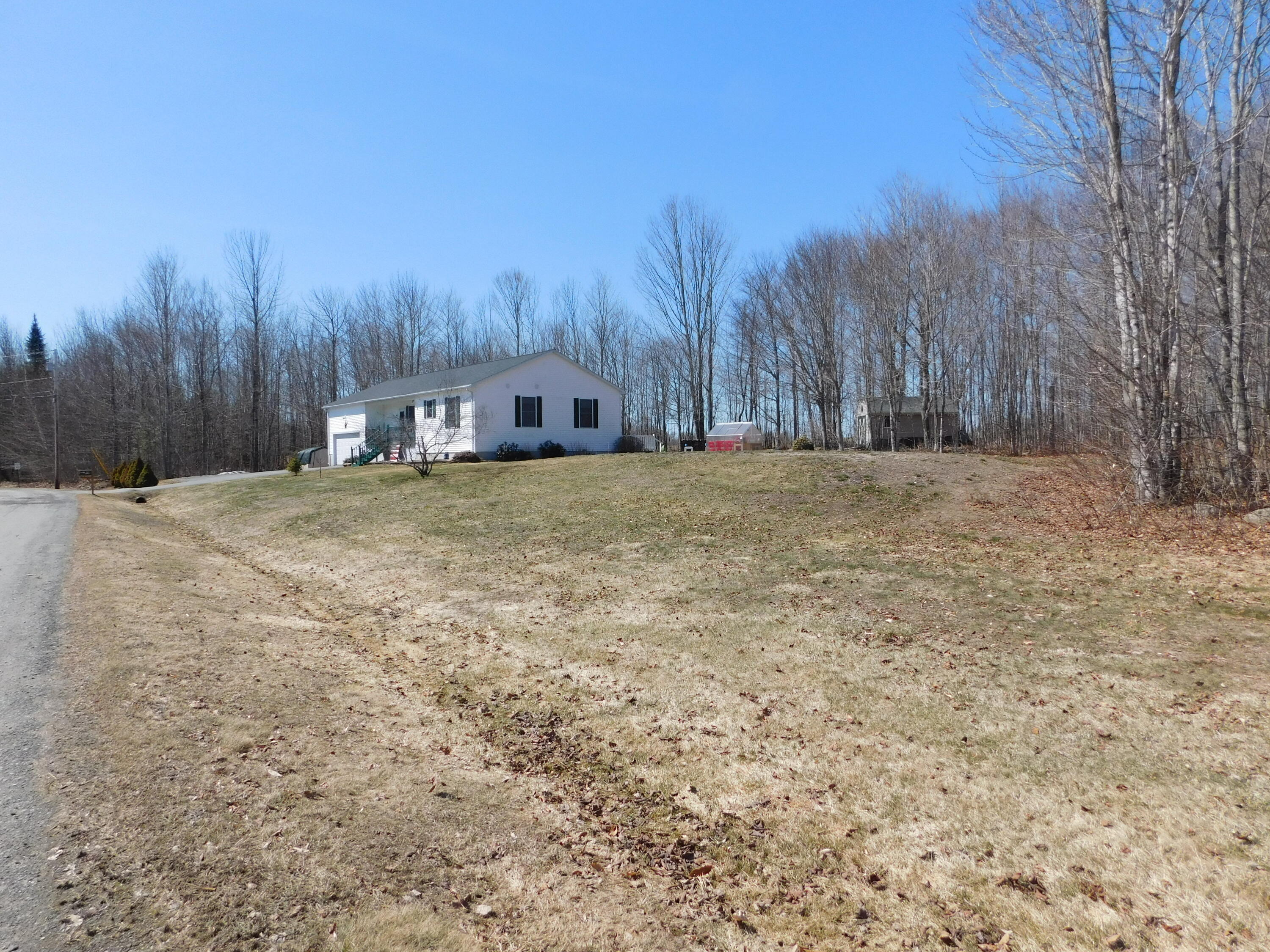 10 Bruce Road Corinth ME 04427