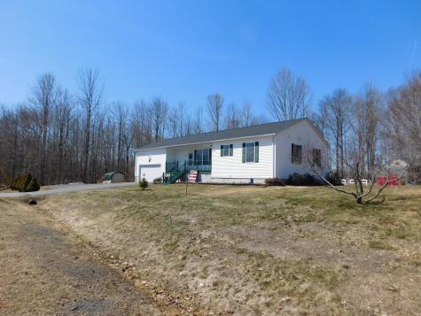 10 Bruce Road Corinth ME 04427