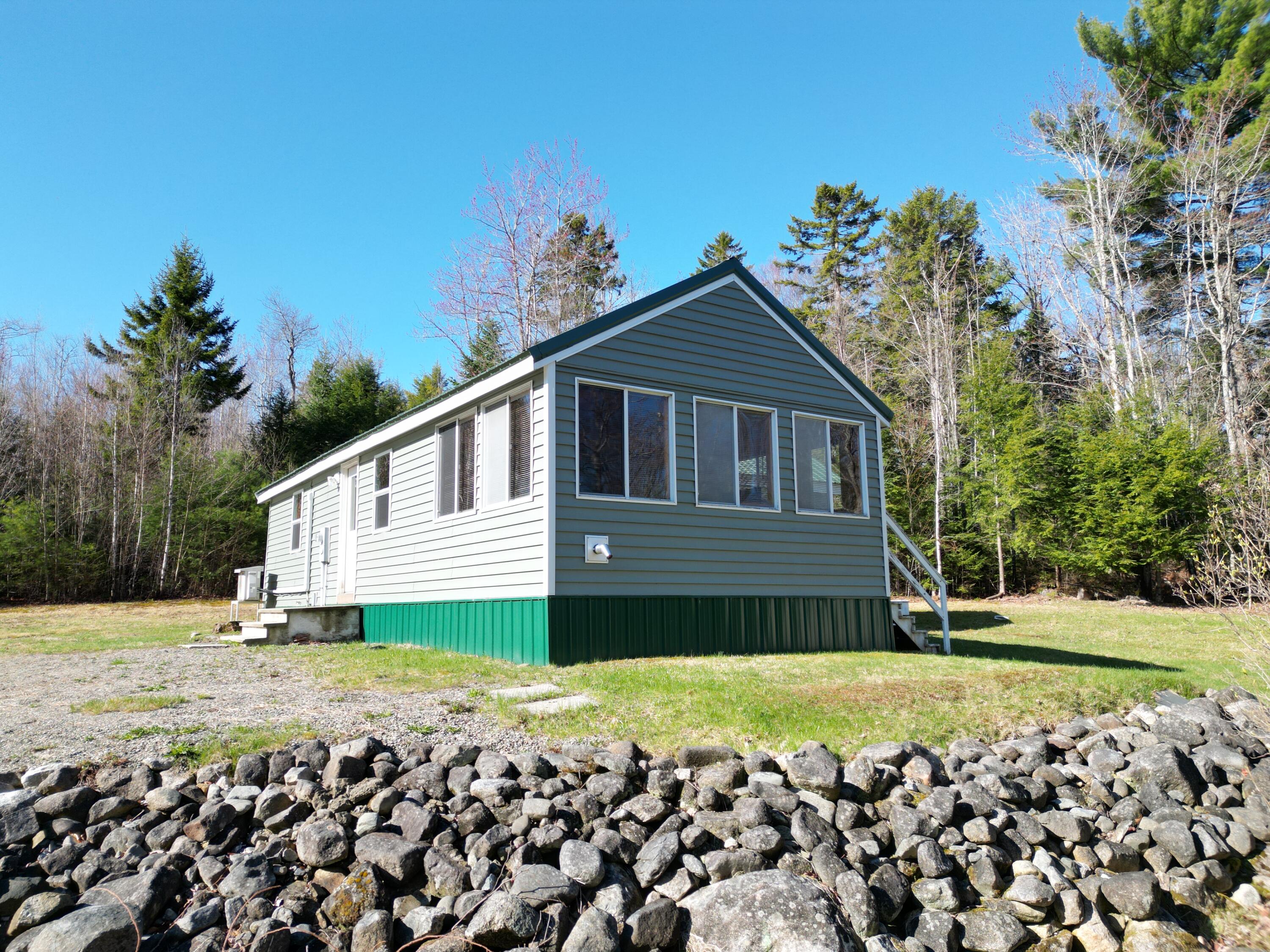 31 Burnham Road Burlington ME 04417