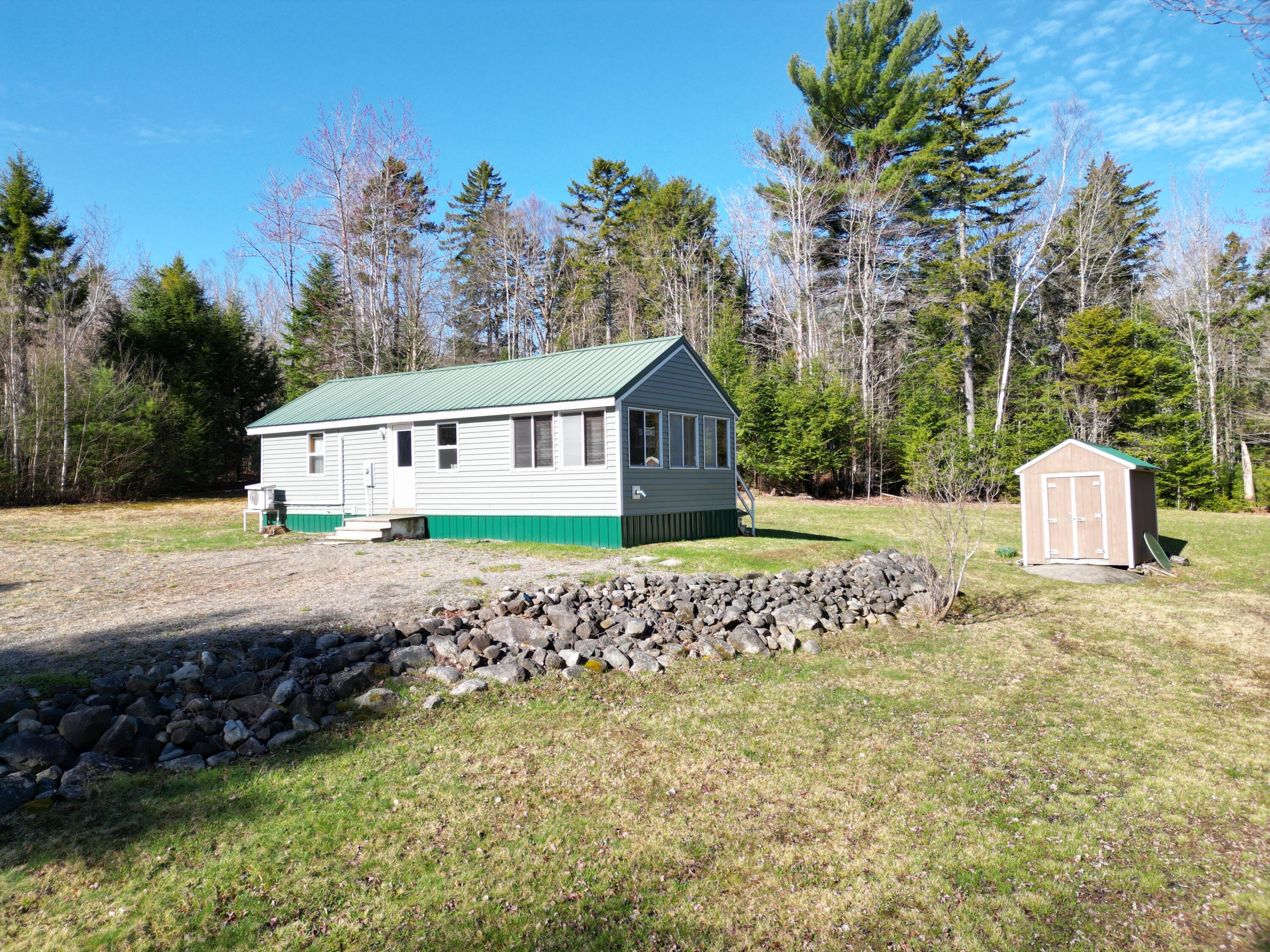 31 Burnham Road Burlington ME 04417