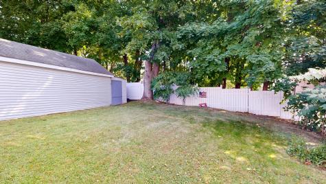 129 Rosedale Street Lewiston ME 04240