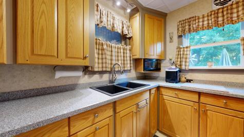 129 Rosedale Street Lewiston ME 04240