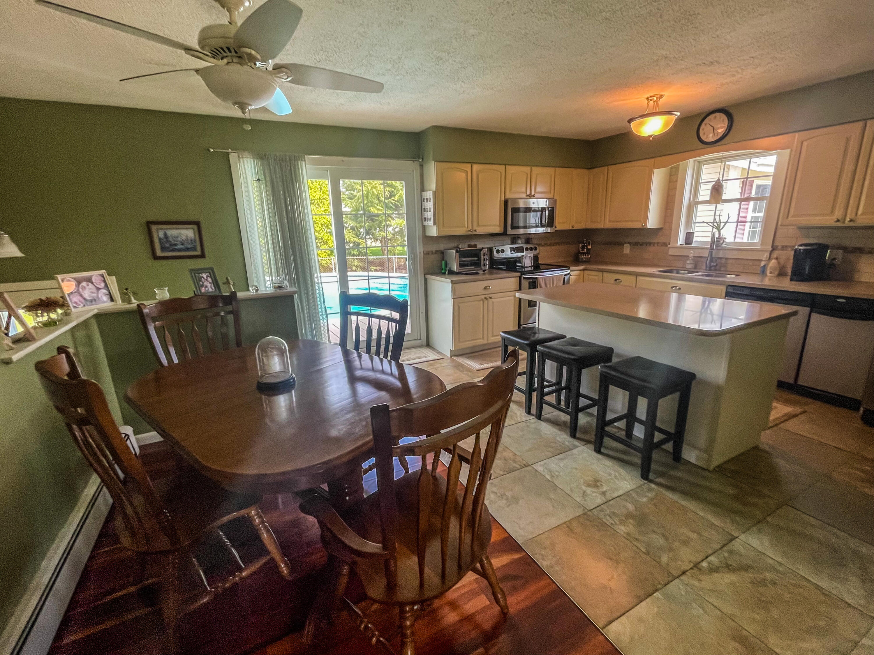 7 Lorraine Avenue Lewiston ME 04240