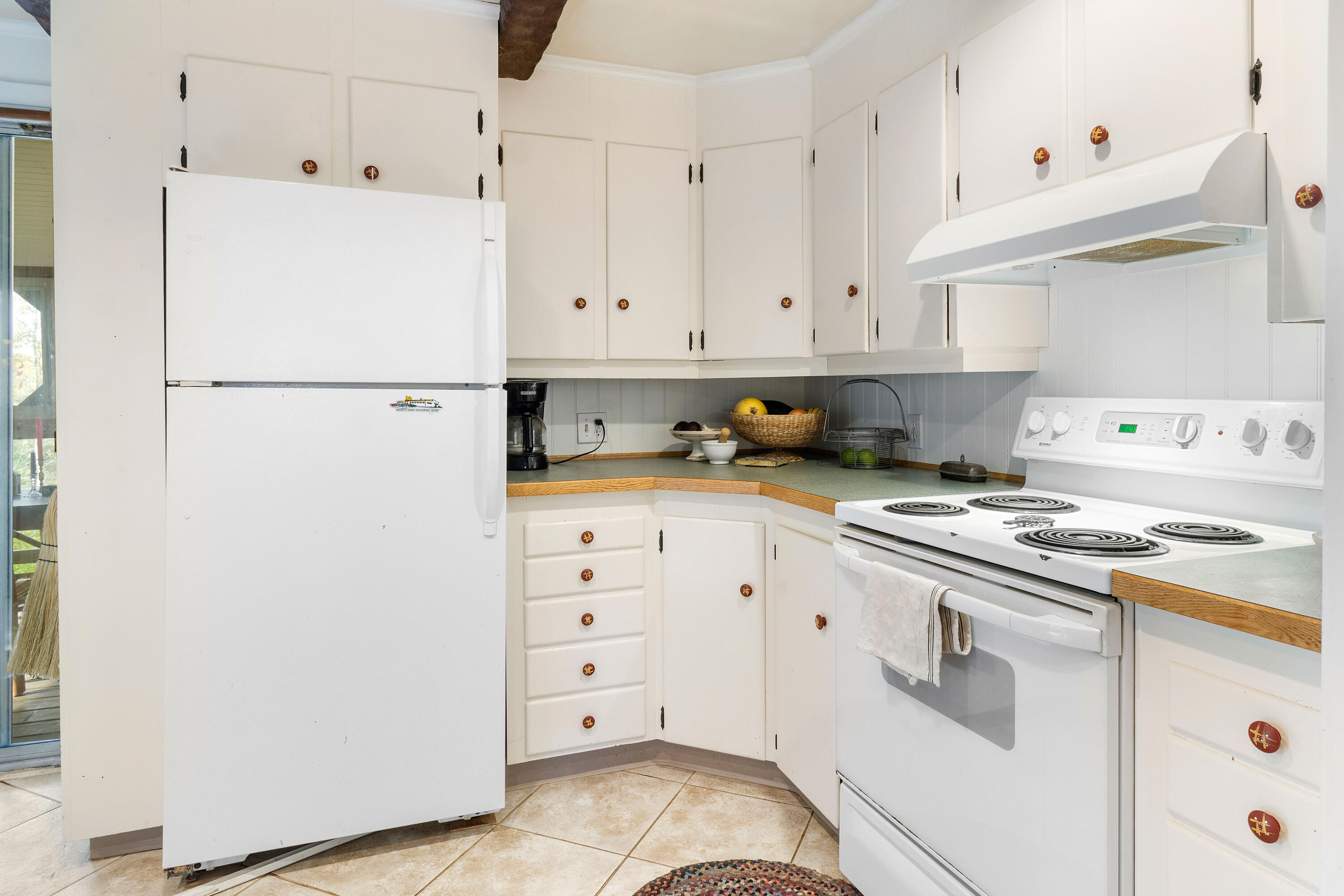 317 Friendship Road Waldoboro ME 04572