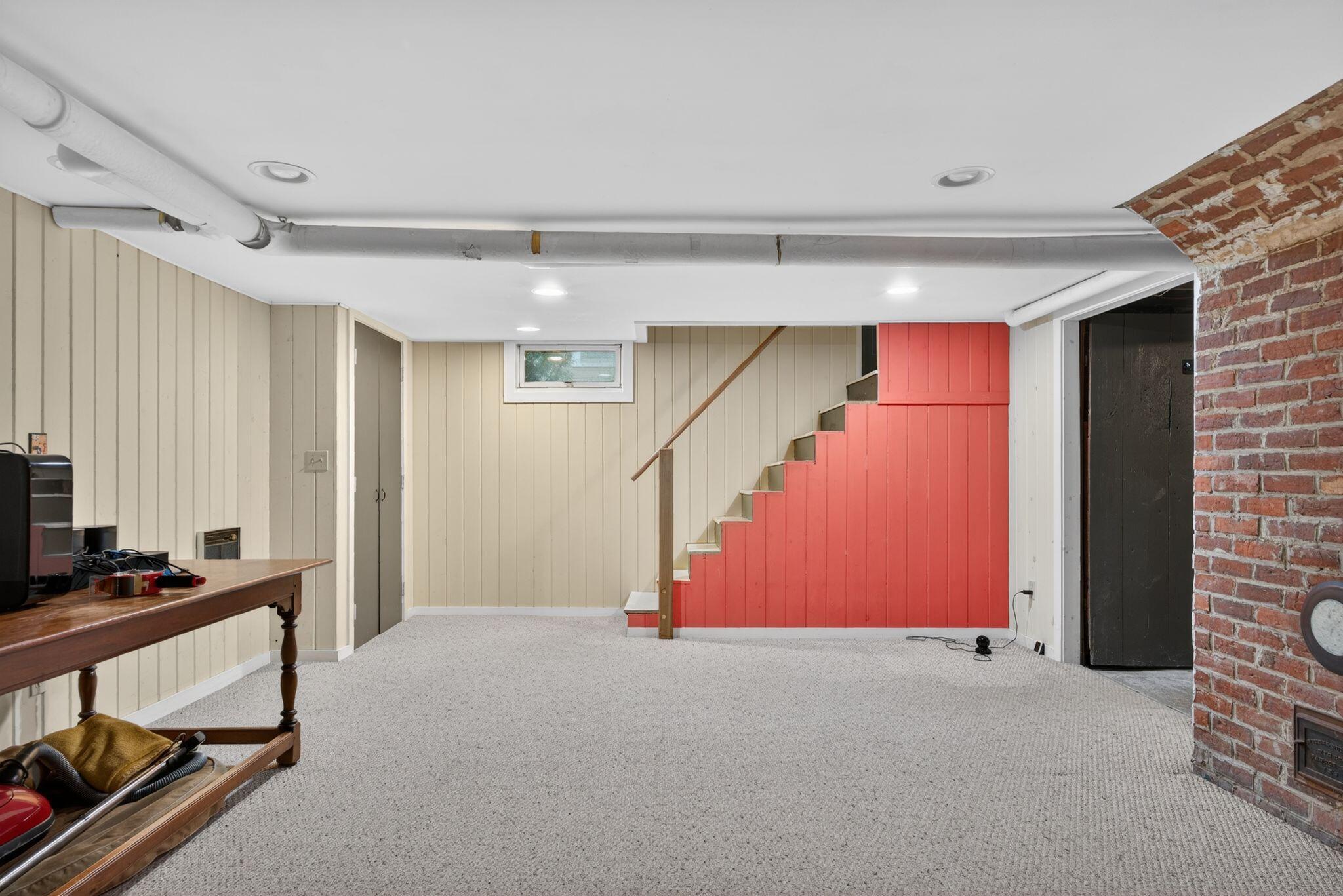 20 Longfellow Avenue Brunswick ME 04011